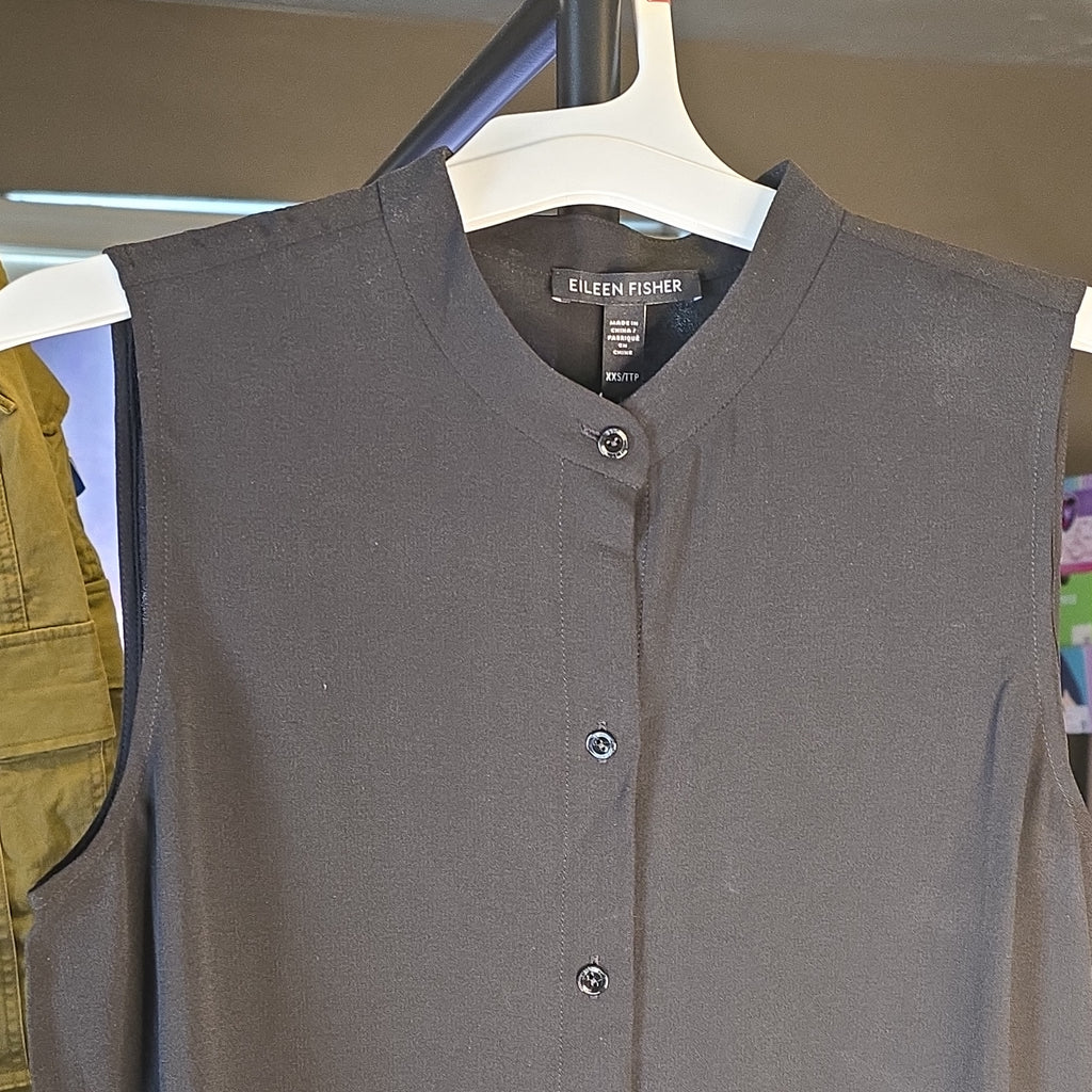 Silk Sleeveless blouse